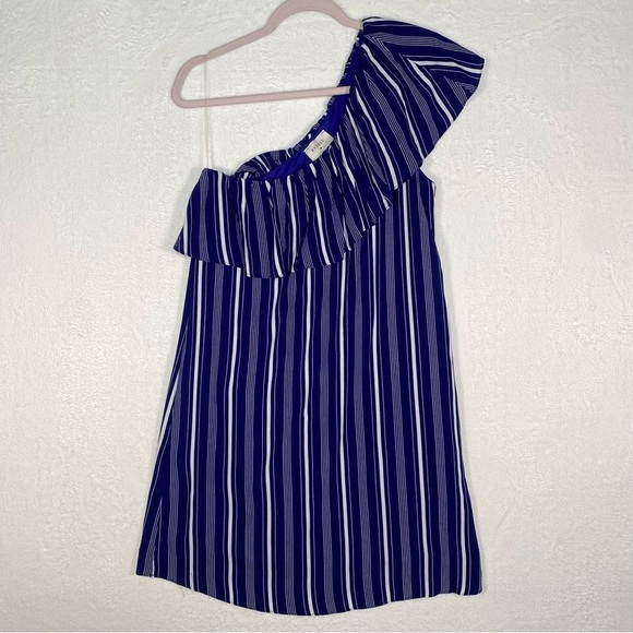 Everly Anthropology Blue White Stripe Off One Shoulder Tunic Shift Dress Size‎ M - Picture 1 of 11